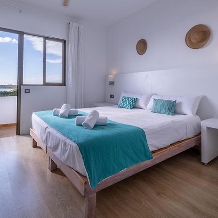 Hostal Aigua Clara Плая Мигхорн Екстериор снимка