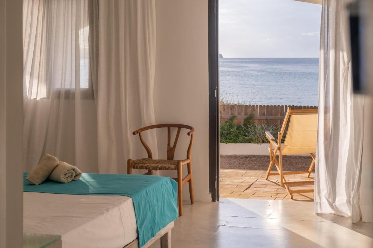 Hostal Aigua Clara Плая Мигхорн Екстериор снимка